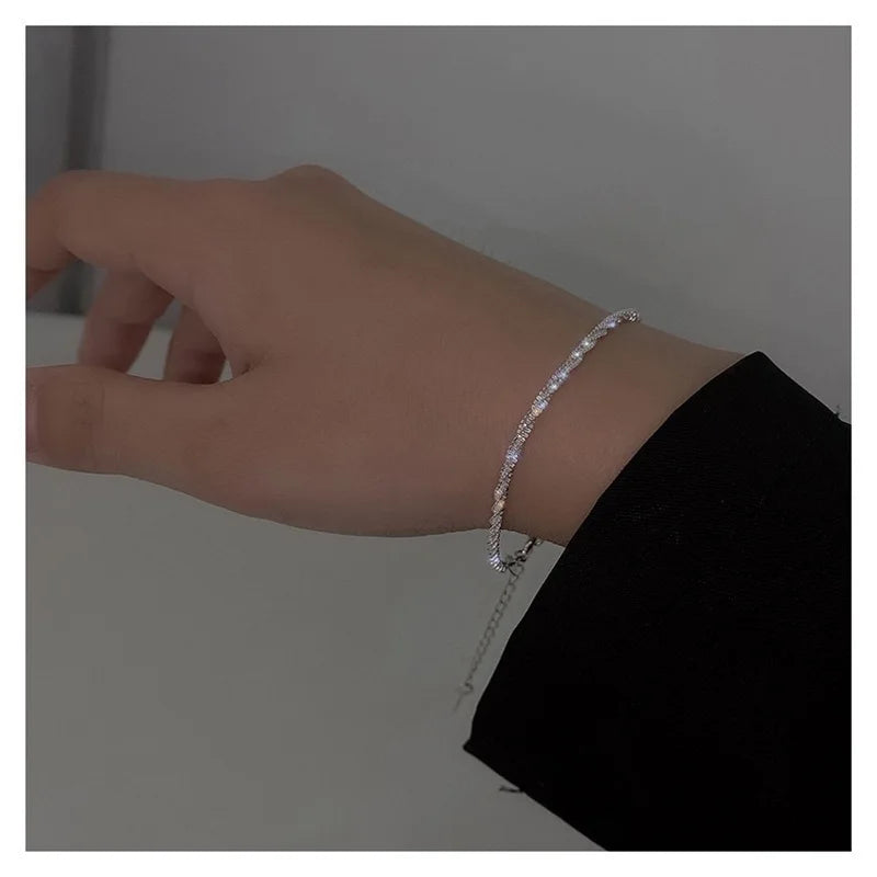 Sparkling Twist Set – Necklace &  Bracelet