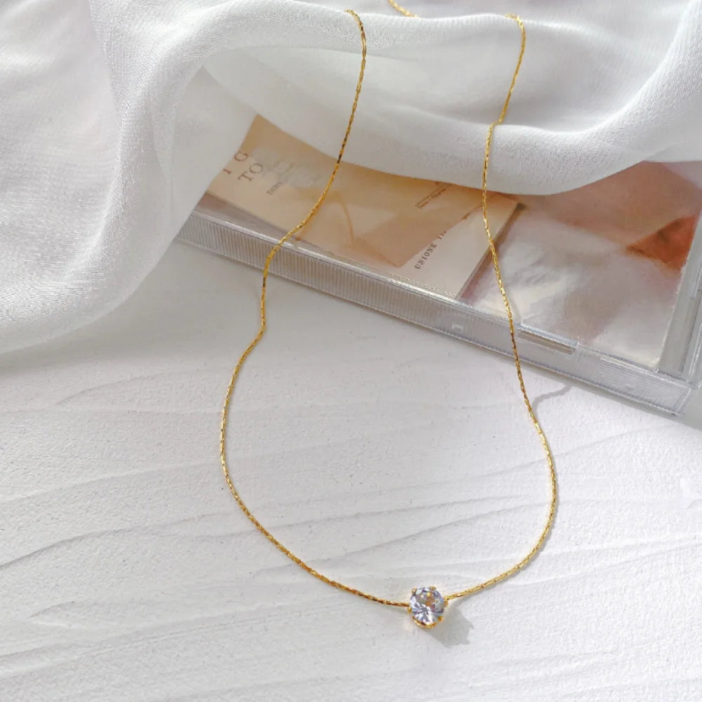 Elegant Crystal Collar minimalist
